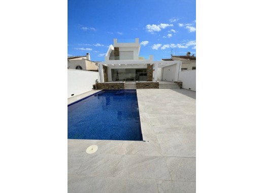 Detached Villa - Revente - Torrevieja - La Siesta