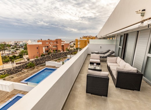 Terraced house / Townhouse - Sale - La Caleta - La Caleta