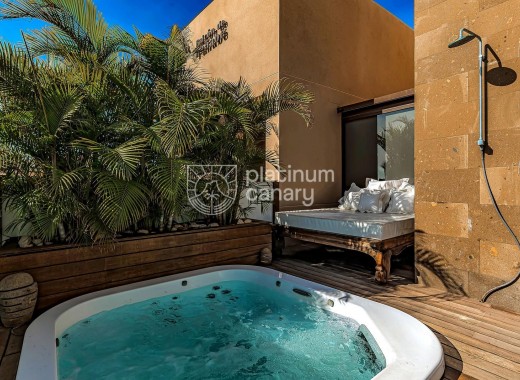 Townhouse - Revente -
            Adeje - 95247