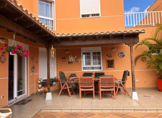 Townhouse - Sale -
            Los Cristianos - 83279