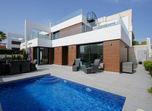 Villa - Revente -
            Benijofar - 11508