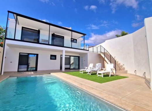 Villa - Revente -
            Chayofa - 88591