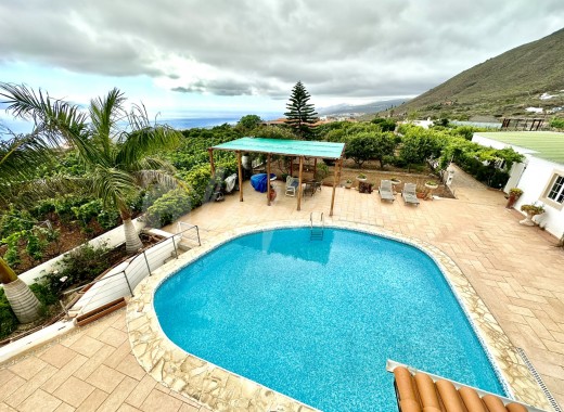 Villa - Revente -
            Guia De Isora - 74704