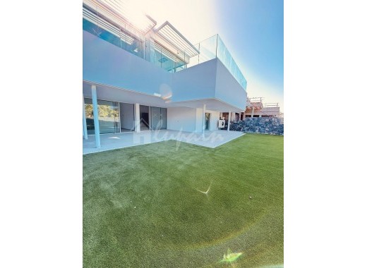 Villa - Revente -
            San Eugenio - 26458