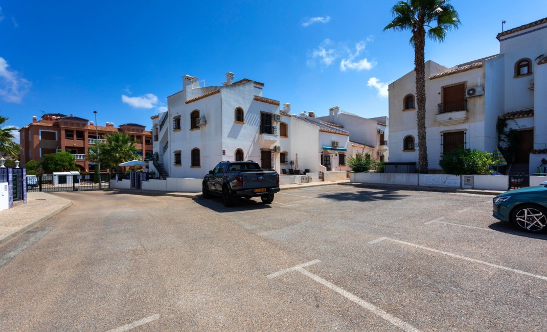 Sale - Apartment - Orihuela Costa - PAU 8