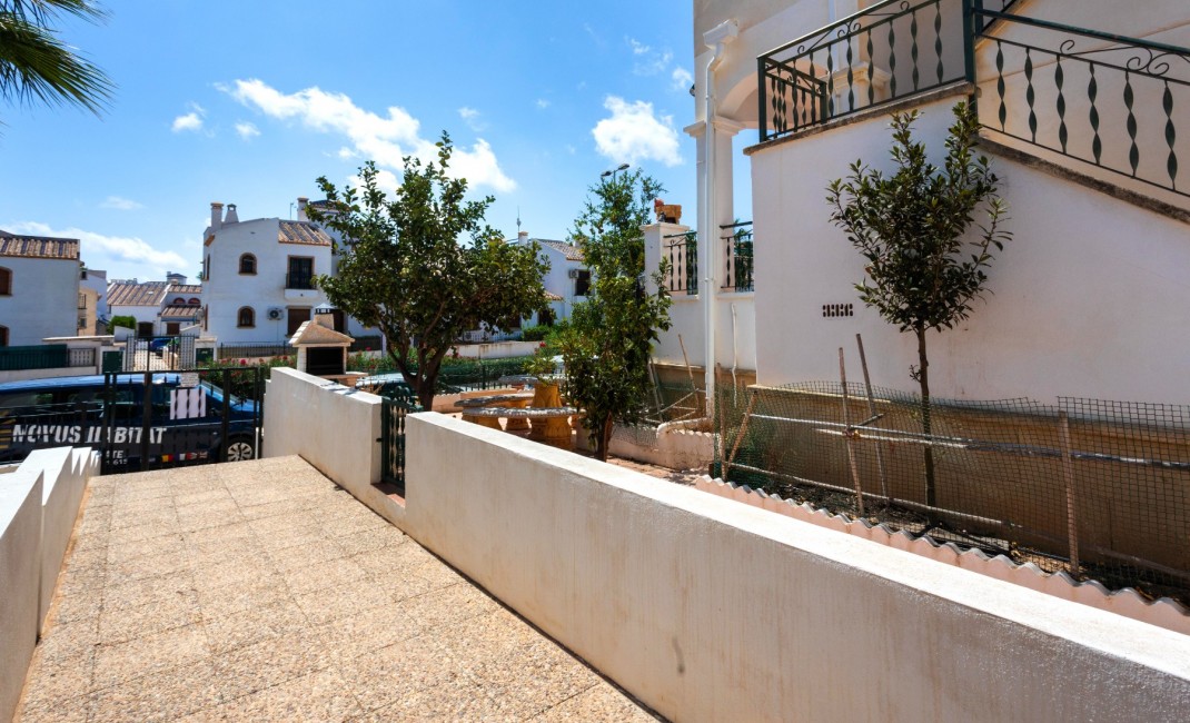 Sale - Apartment - Orihuela Costa - PAU 8