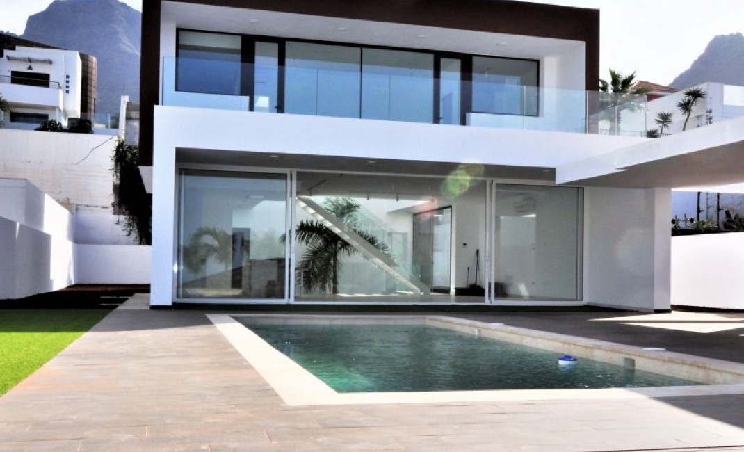 Sale - Villa - Costa Adeje - El Madronal Costa Adeje