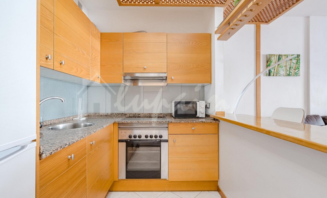 Sale - Apartment - Playa Paraiso - Adeje