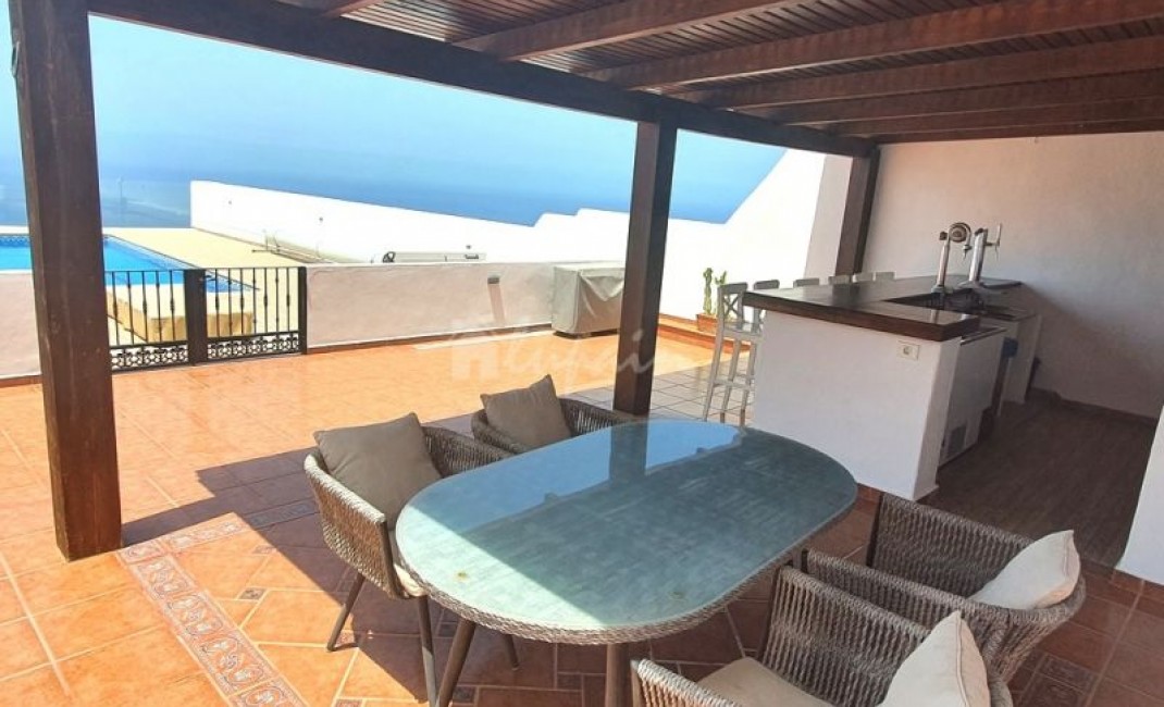 Sale - Villa - Los Gigantes