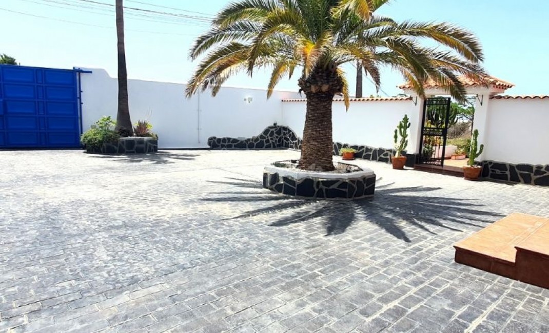 Sale - Villa - Los Gigantes