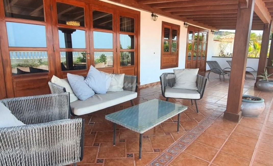 Sale - Villa - Los Gigantes