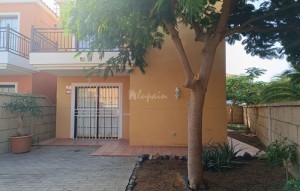 Sale - Townhouse - Parque De La Reina - Parque De La Reina Tenerife