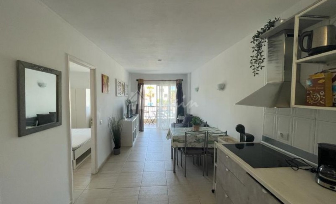 Sale - Apartment - Playa De Las Americas - Adeje
