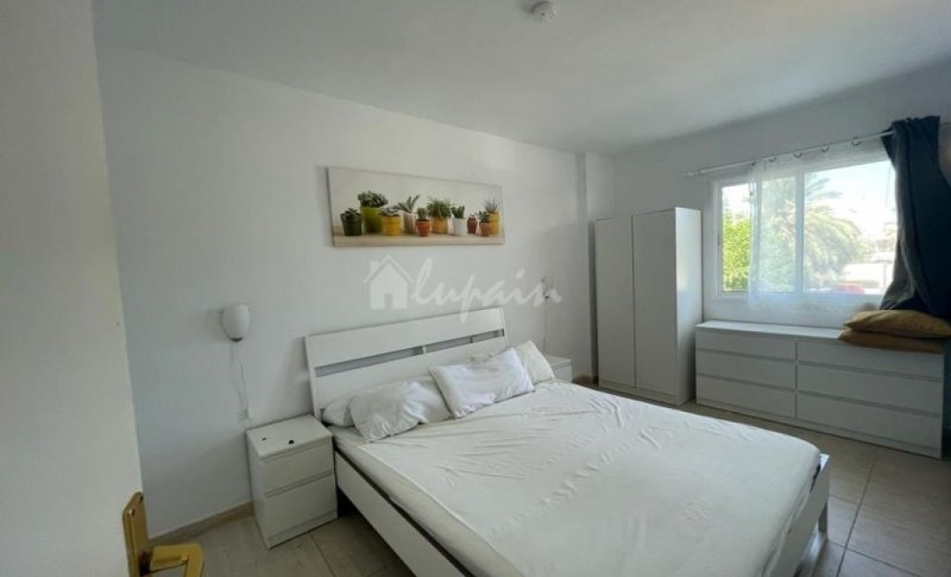 Sale - Apartment - Playa De Las Americas - Adeje