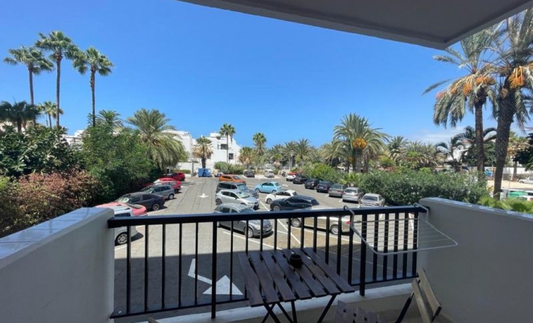 Sale - Apartment - Playa De Las Americas - Adeje