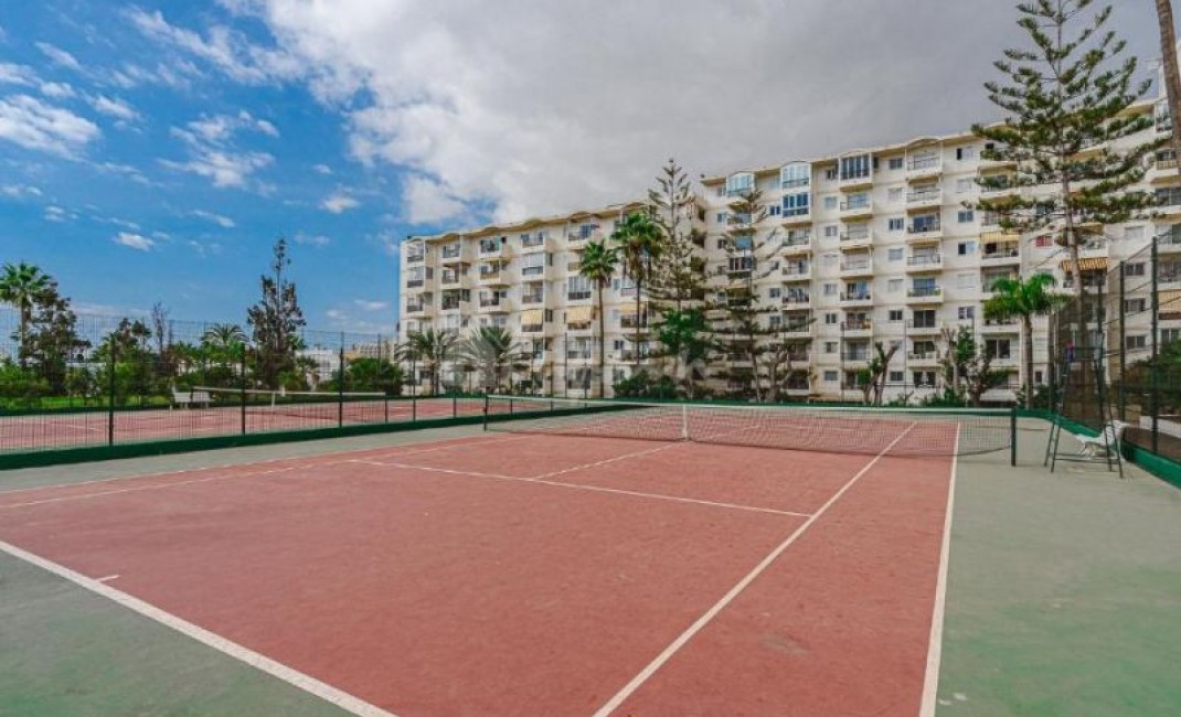 Sale - Apartment - Playa De Las Americas - Adeje