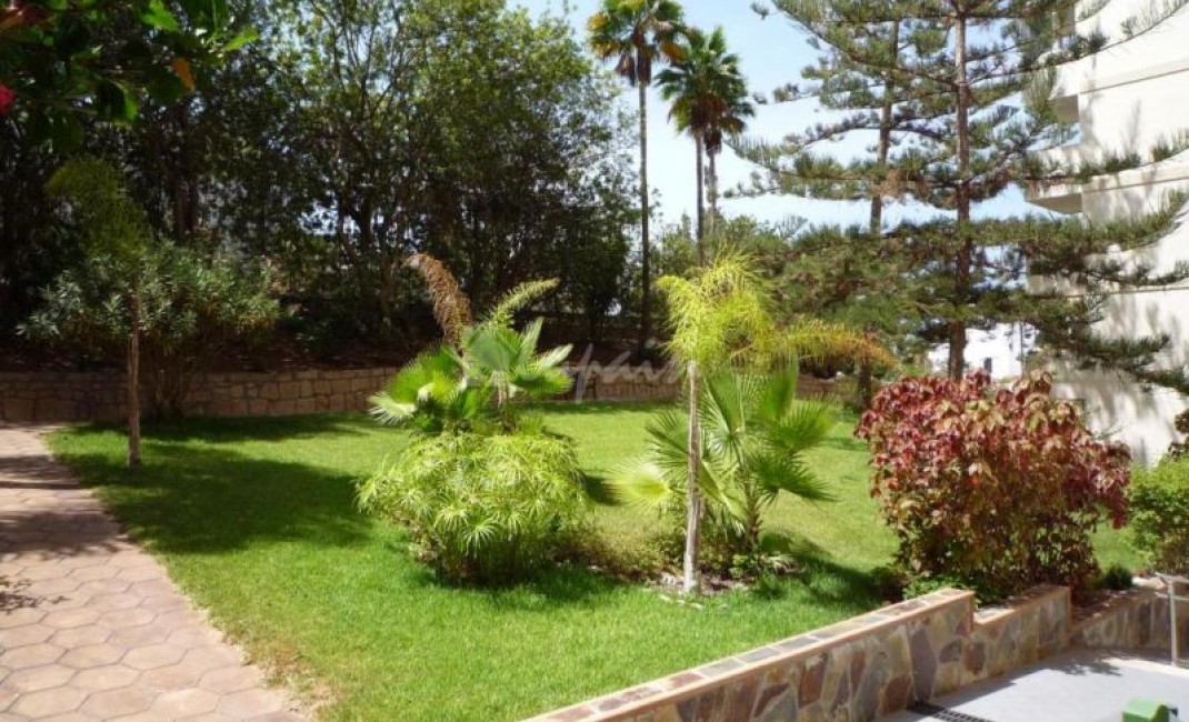 Sale - Apartment - Playa De Las Americas - Adeje