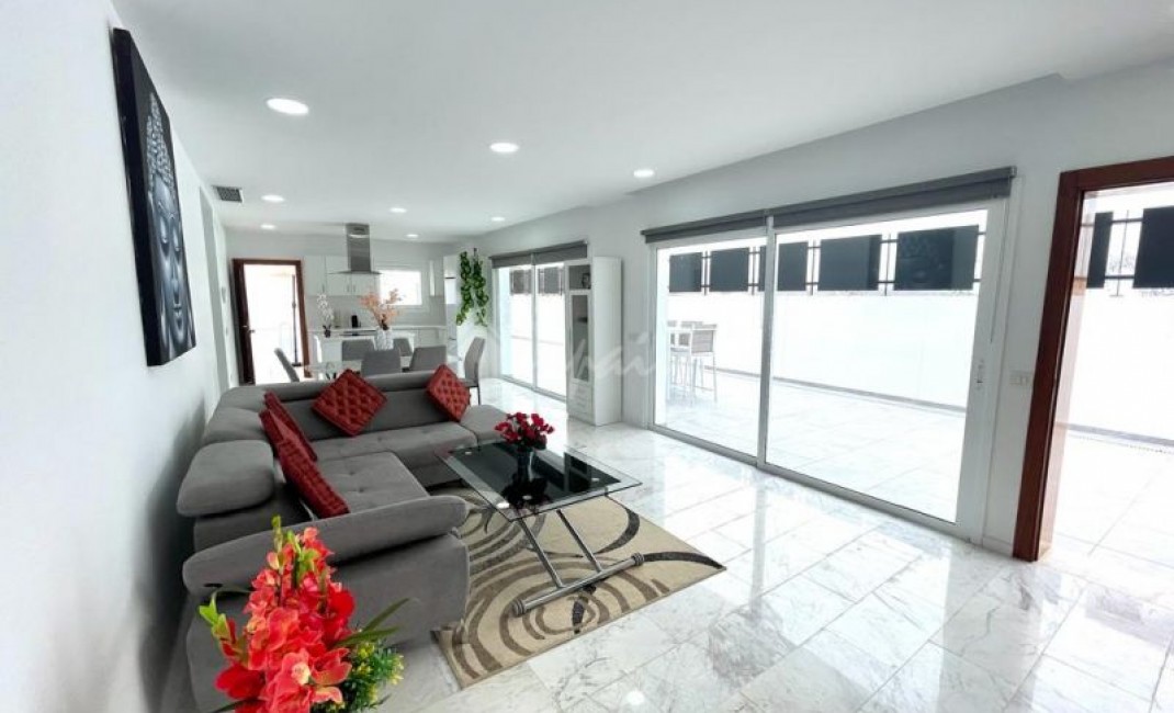 Sale - Villa - San Eugenio - Caldera Del Rey San Eugenio