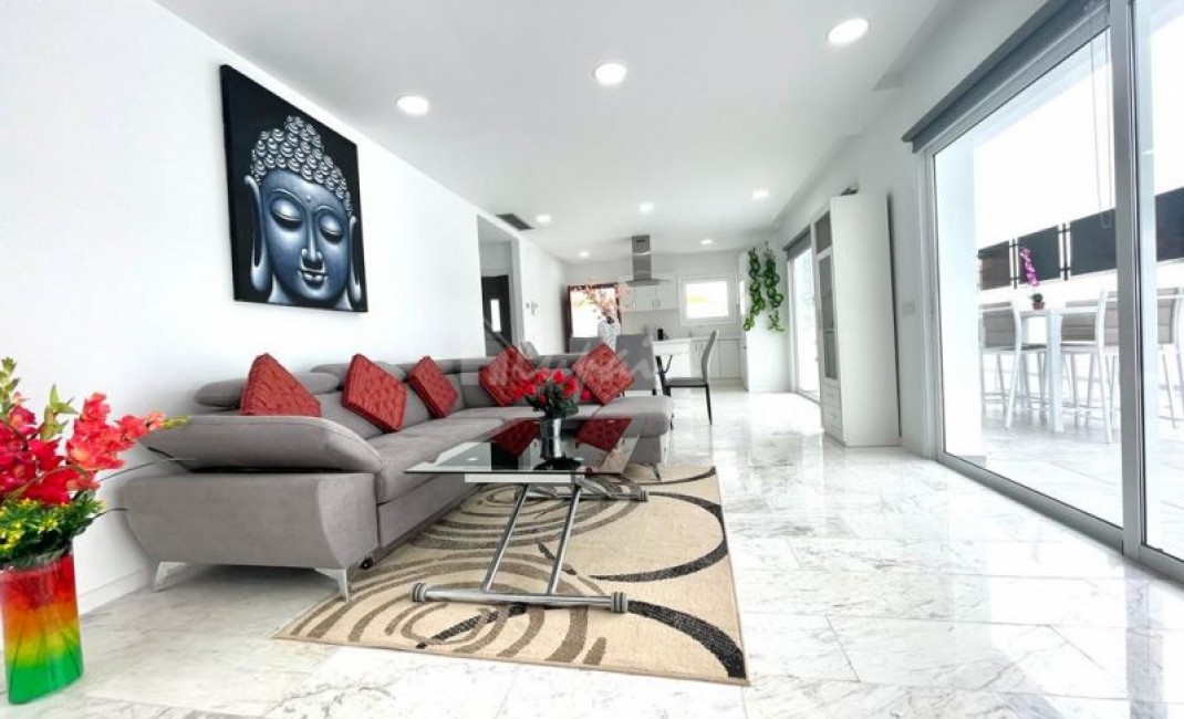 Sale - Villa - San Eugenio - Caldera Del Rey San Eugenio