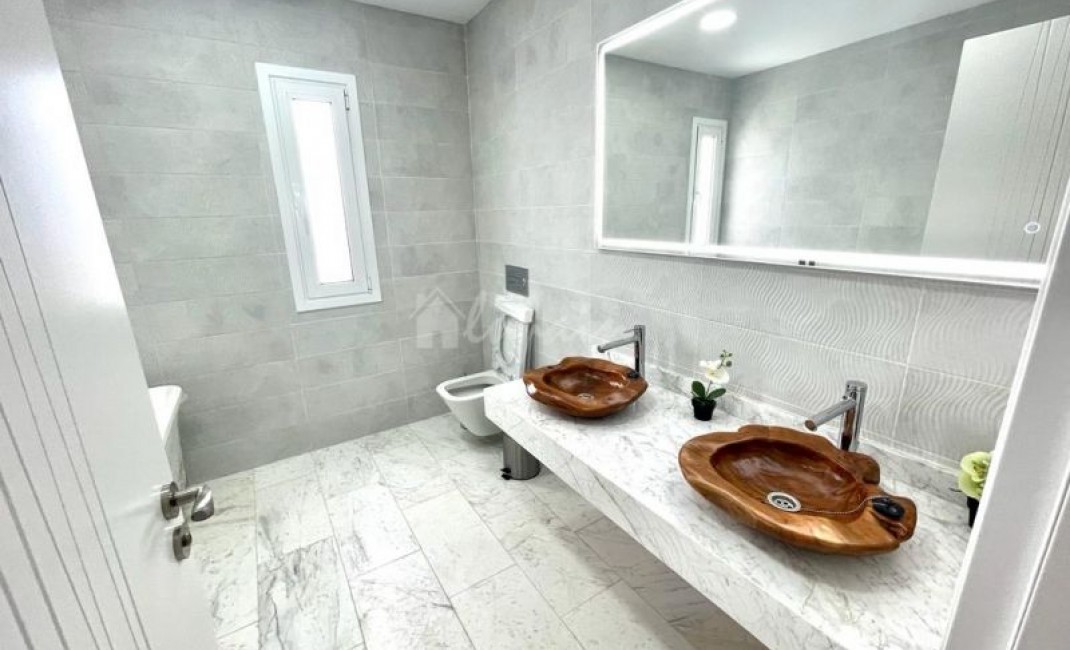 Sale - Villa - San Eugenio - Caldera Del Rey San Eugenio