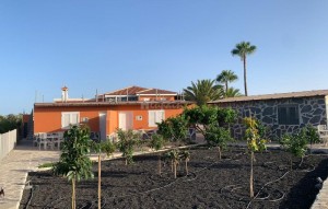 Sale - Villa - El Roque