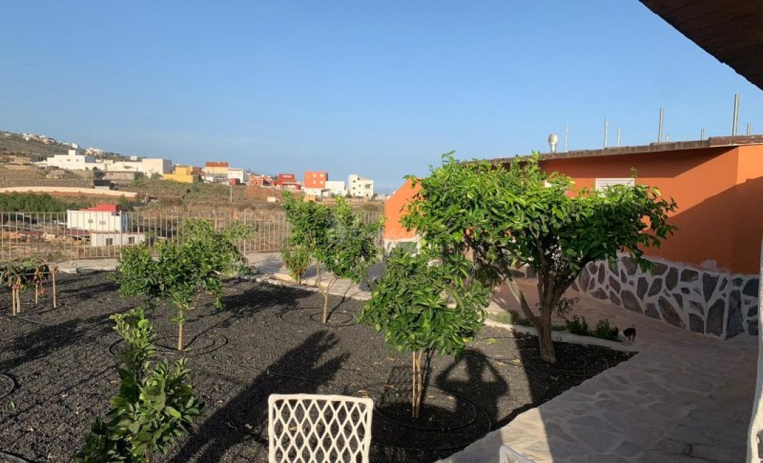 Sale - Villa - El Roque