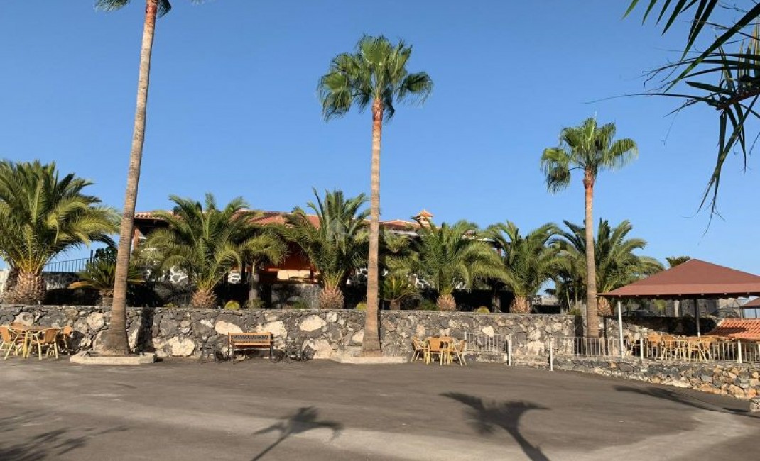 Sale - Villa - El Roque