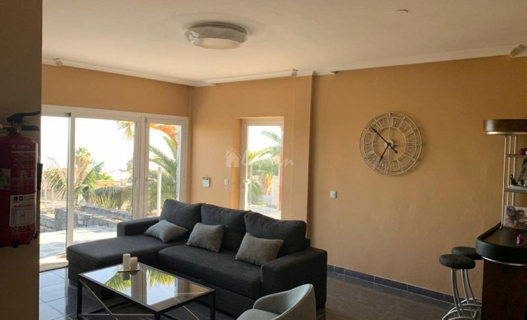 Sale - Villa - El Roque