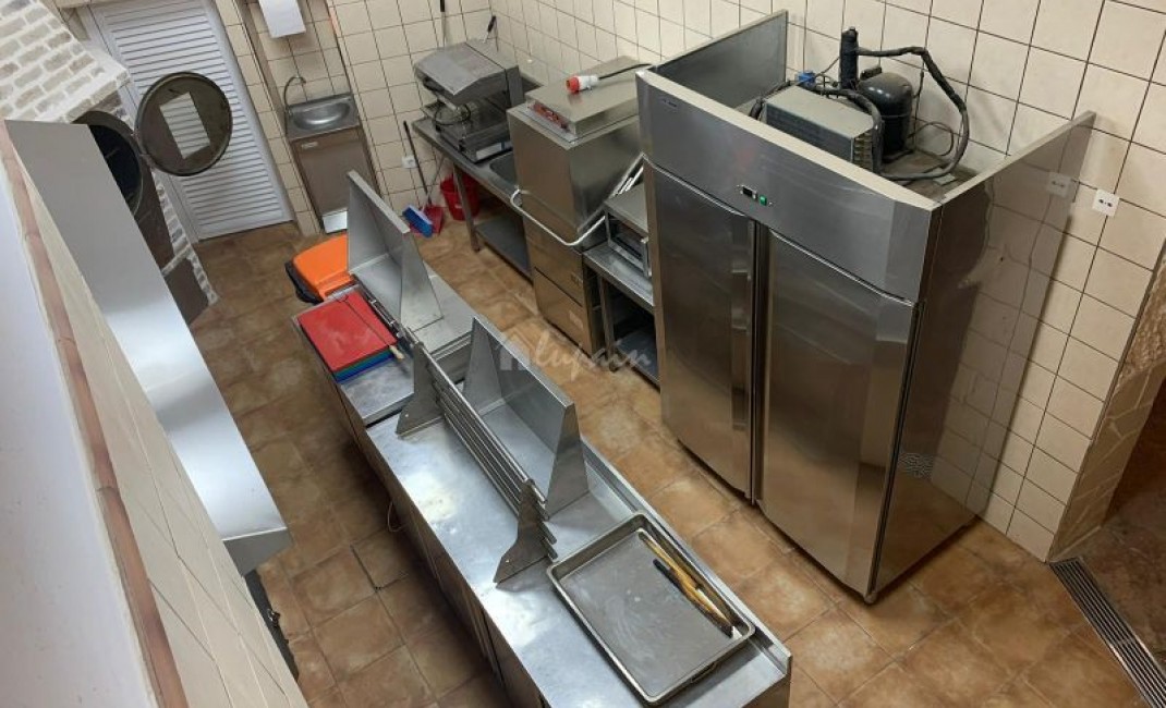 Sale - Villa - El Roque