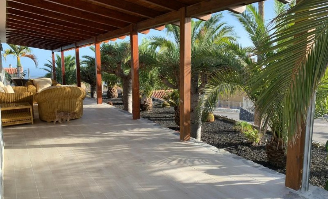 Sale - Villa - El Roque