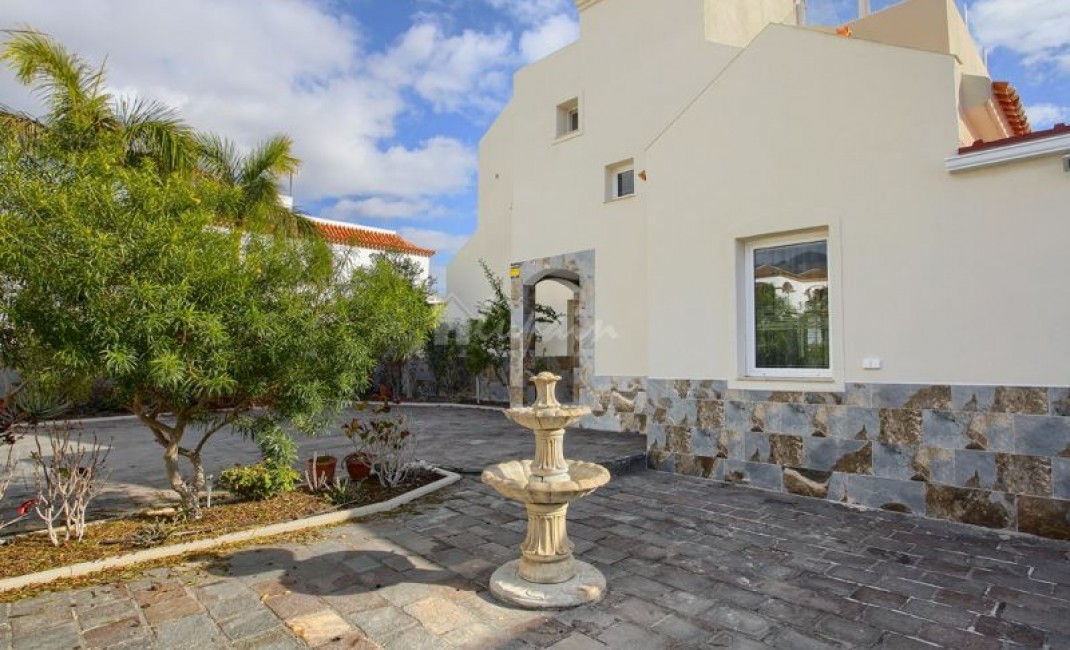 Revente - Villa - Costa Adeje - El Madronal Costa Adeje