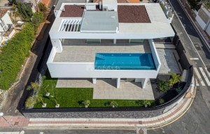 Revente - Villa - Callao Salvaje