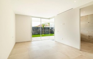 Revente - Villa - Callao Salvaje