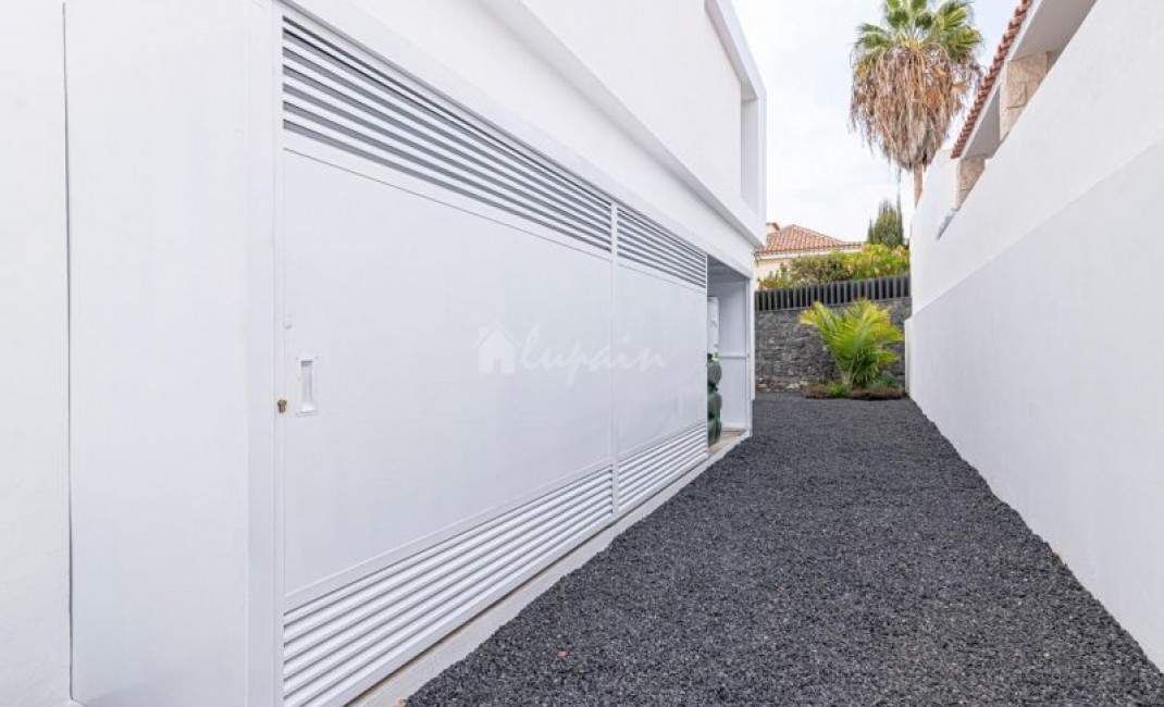 Revente - Villa - Callao Salvaje