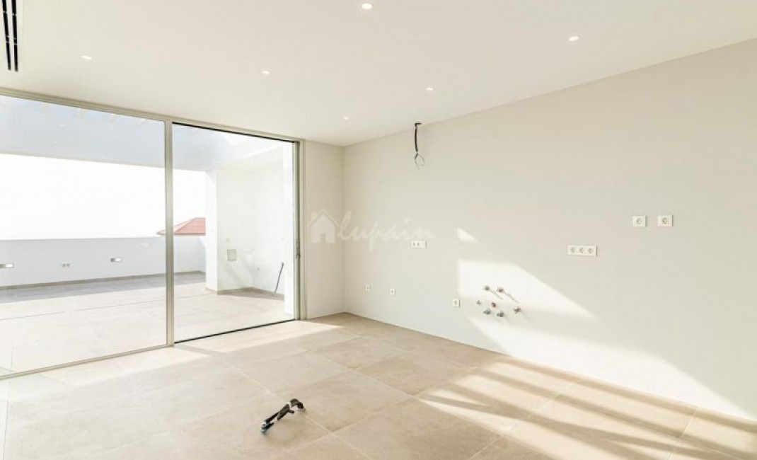 Revente - Villa - Callao Salvaje