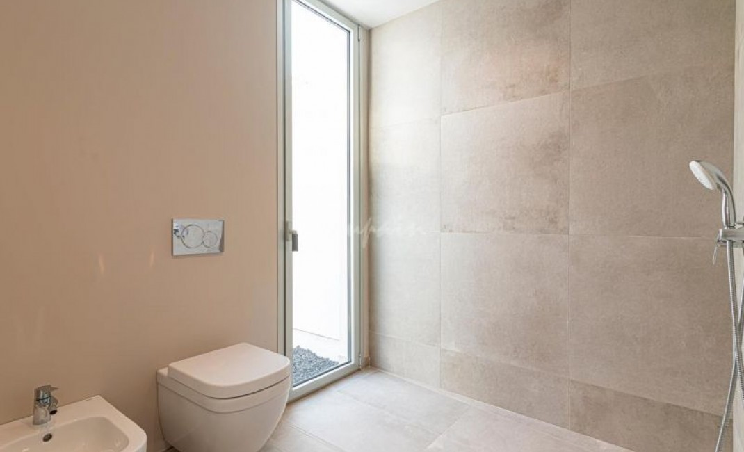 Revente - Villa - Callao Salvaje