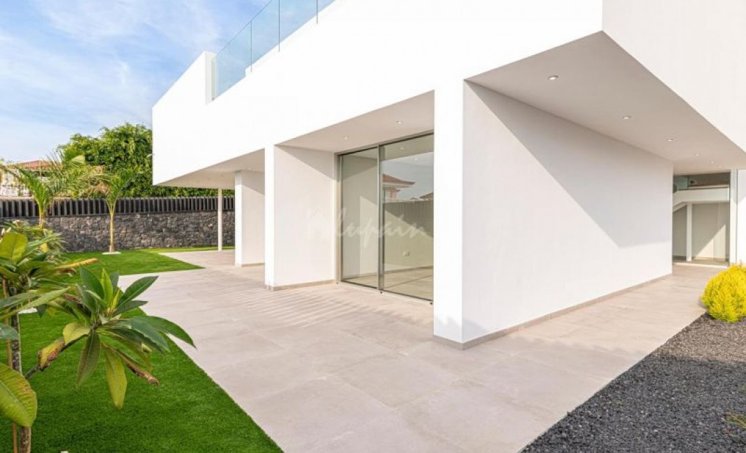 Revente - Villa - Callao Salvaje