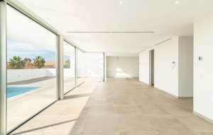 Revente - Villa - Callao Salvaje