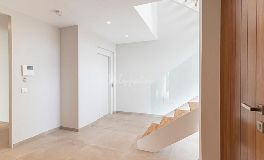 Revente - Villa - Callao Salvaje