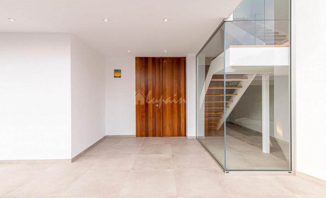 Revente - Villa - Callao Salvaje