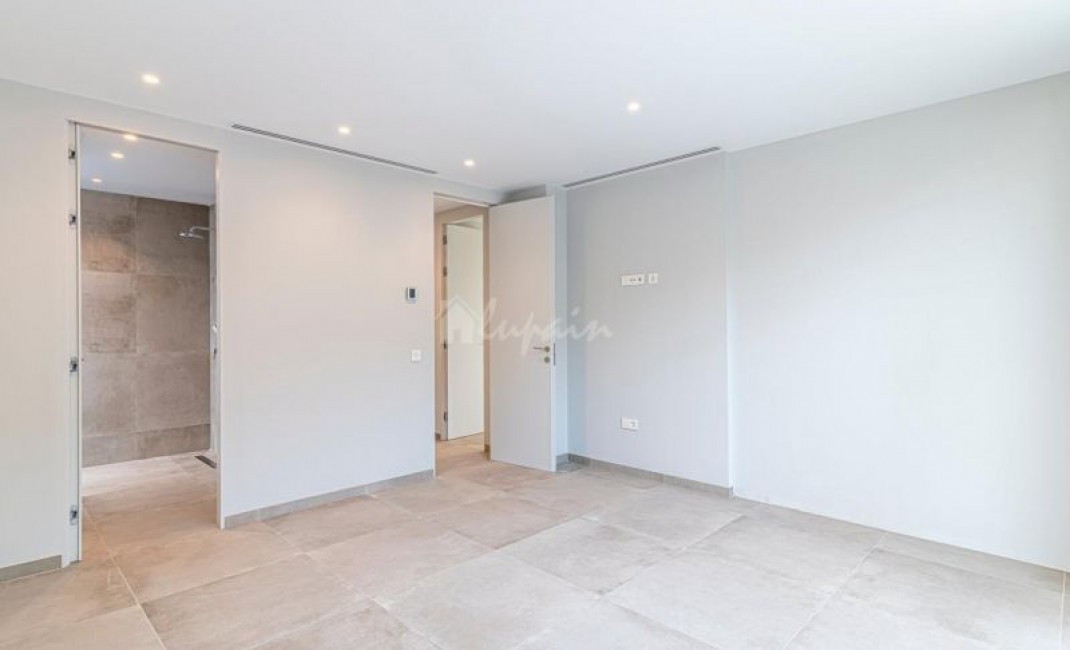 Revente - Villa - Callao Salvaje