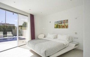 Sale - Villa - La Caleta