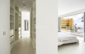 Sale - Villa - La Caleta