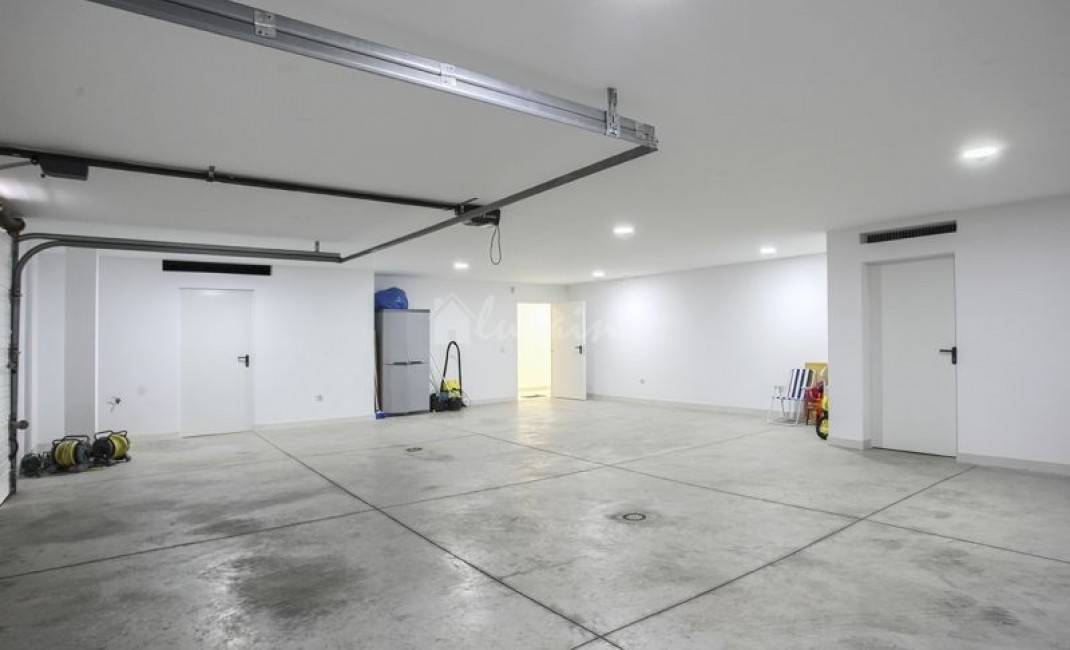 Sale - Villa - La Caleta