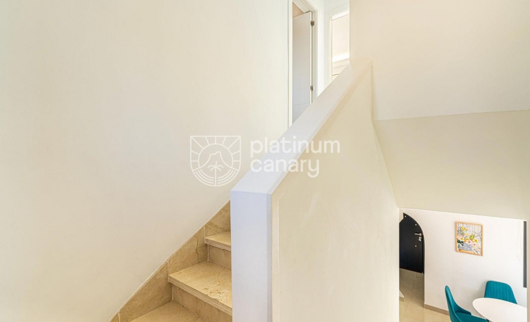 Sale - Villa - Golf Del Sur - Santa Cruz Tenerife