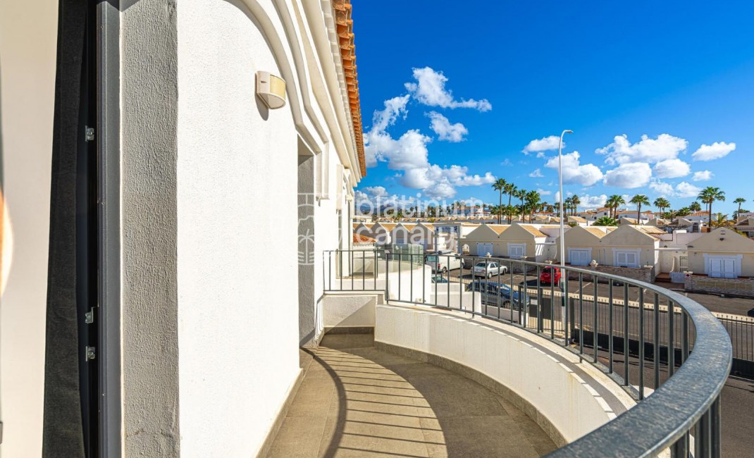 Sale - Villa - Golf Del Sur - Santa Cruz Tenerife