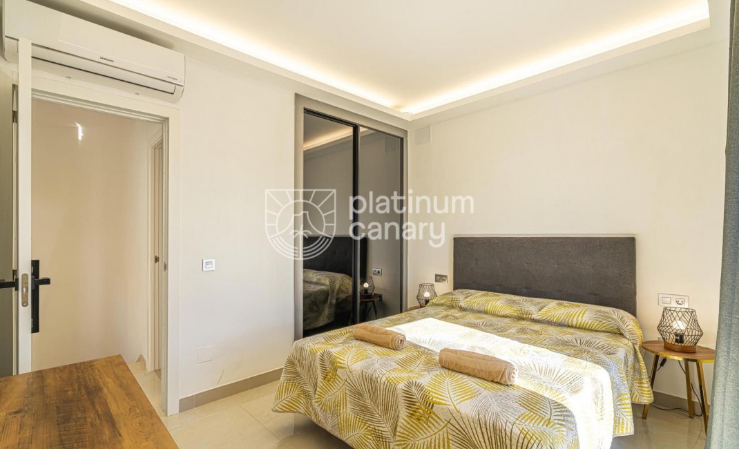 Sale - Villa - Golf Del Sur - Santa Cruz Tenerife