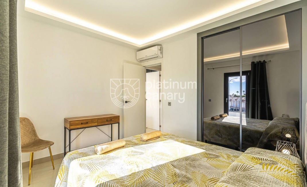 Sale - Villa - Golf Del Sur - Santa Cruz Tenerife