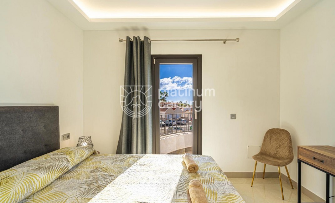 Sale - Villa - Golf Del Sur - Santa Cruz Tenerife