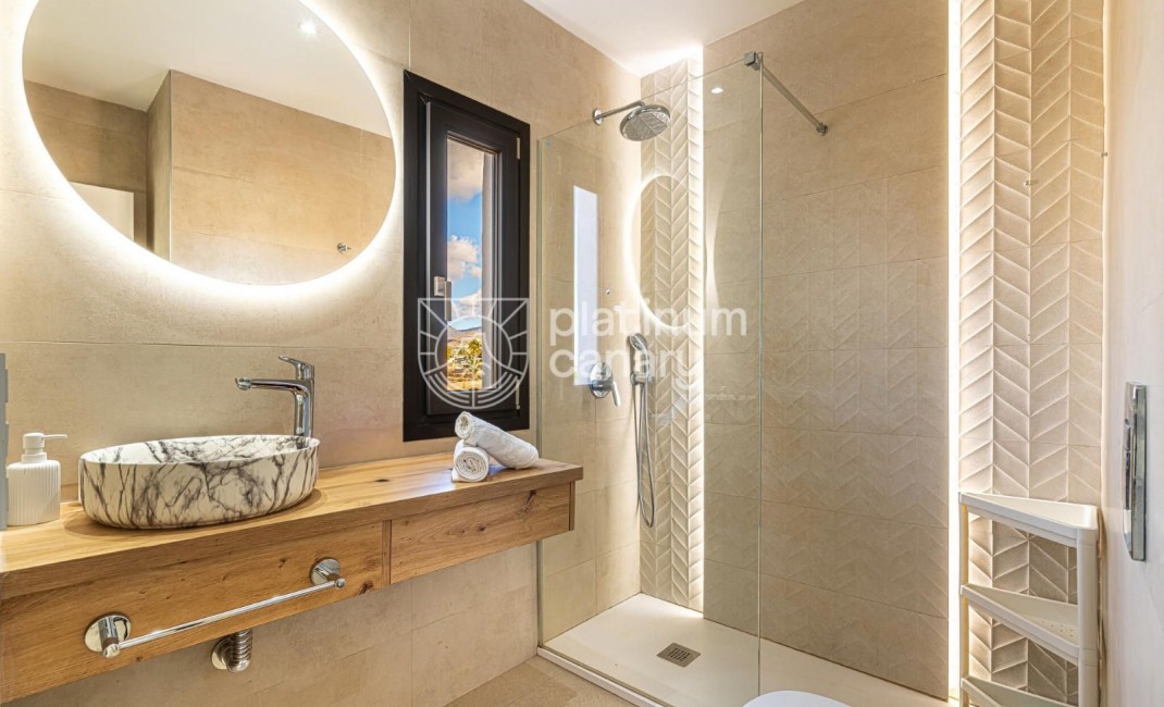 Sale - Villa - Golf Del Sur - Santa Cruz Tenerife